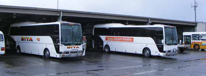 SITA Volvo B7R Autobus 225 & a Sunbus Airport Shuttle